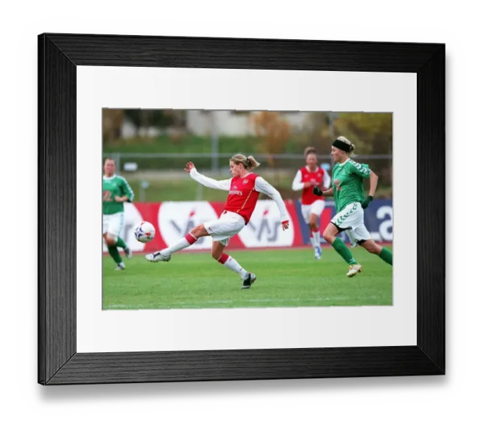 Framed Print : Five-Goal Blitz: Kelly Smith's Dominant Performance in Arsenal Ladies UEFA Cup Quarterfinal Victory over Breidablik
