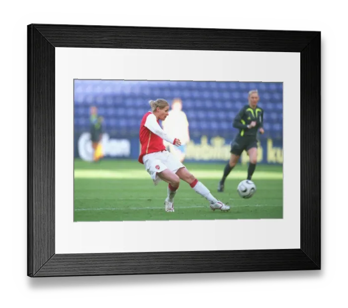 Framed Print : Kelly Smith (Arsenal) scores Arsenals and her 2nd goal Framed Print : Kelly Smith (Arsenal) scores Arsenals and her 2nd goal