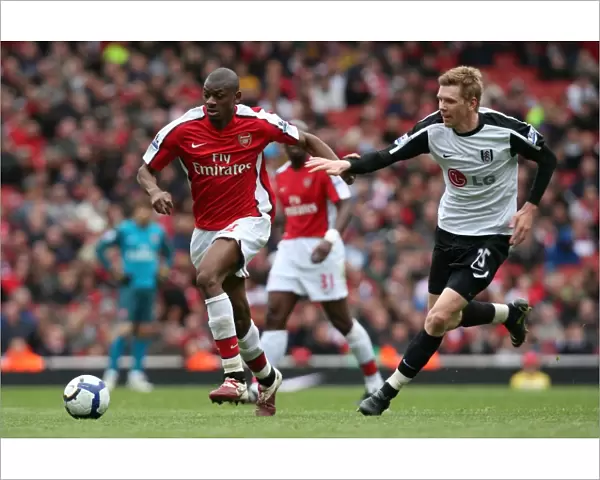 Abou Diaby (Arsenal) David Elm (Fulham). Arsenal 4: 0 Fulham. Barclays Premier League