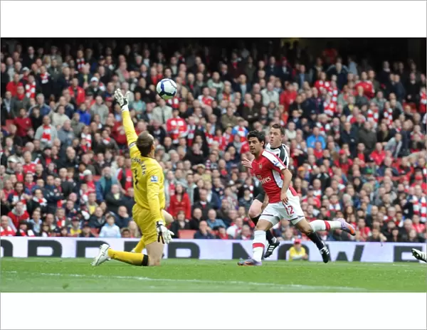 Carlos Vela's Chip: Arsenal's 4th Goal vs. Fulham (4:0)