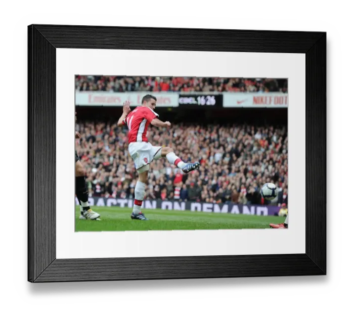 Framed Print : Robin van Persie shoots past Fulham goalkeeper Mark Schwarzer to score the 2nd Arsenal goal Framed Print : Robin van Persie shoots past Fulham goalkeeper Mark Schwarzer to score the 2nd Arsenal goal