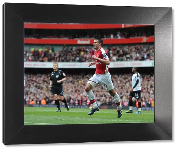 Robin van Persie celebrates scoring the 2nd Arsenal goal. Arsenal 4: 0 Fulham