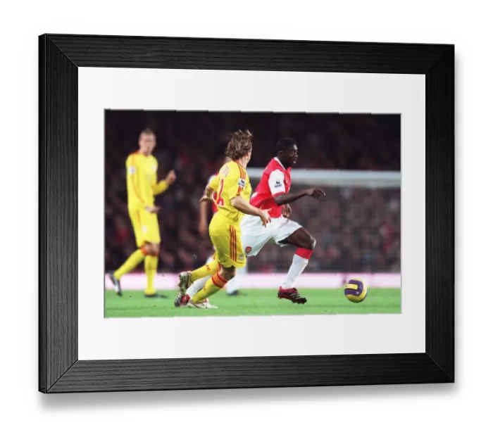Framed Print : Kolo Toure (Arsenal) Bolo Zenden (Liverpool)