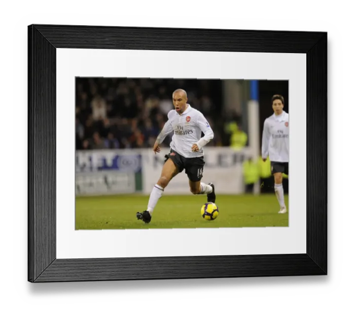 Framed Print : Mikael Silvestre (Arsenal). Burnley 1: 1 Arsenal, Barclays Premier League