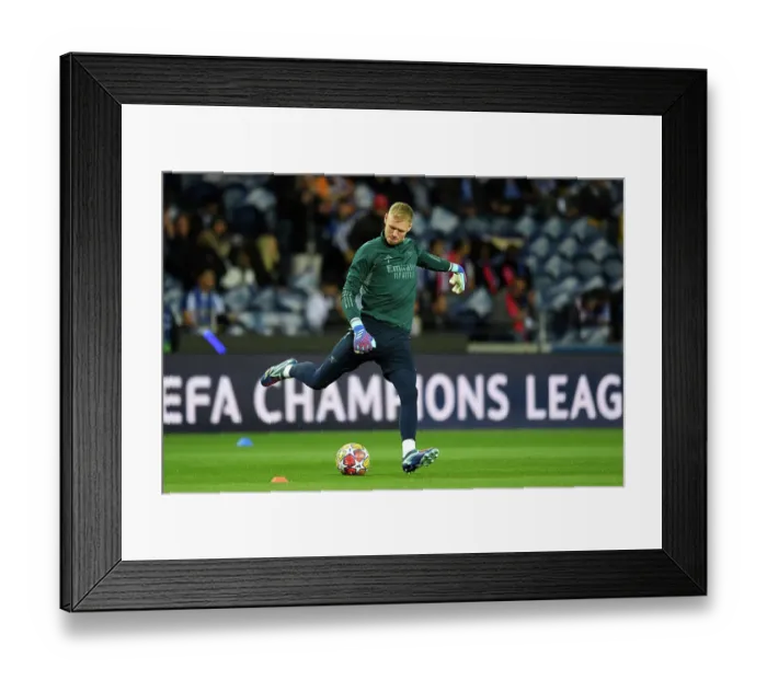 Framed Print : FC Porto v Arsenal FC: Round of 16 First Leg - UEFA Champions League 2023 / 24