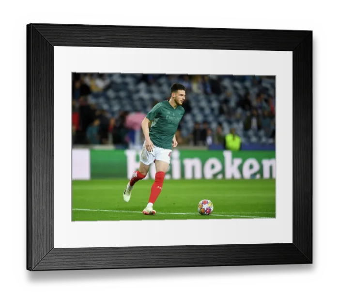 Framed Print : FC Porto v Arsenal FC: Round of 16 First Leg - UEFA Champions League 2023 / 24