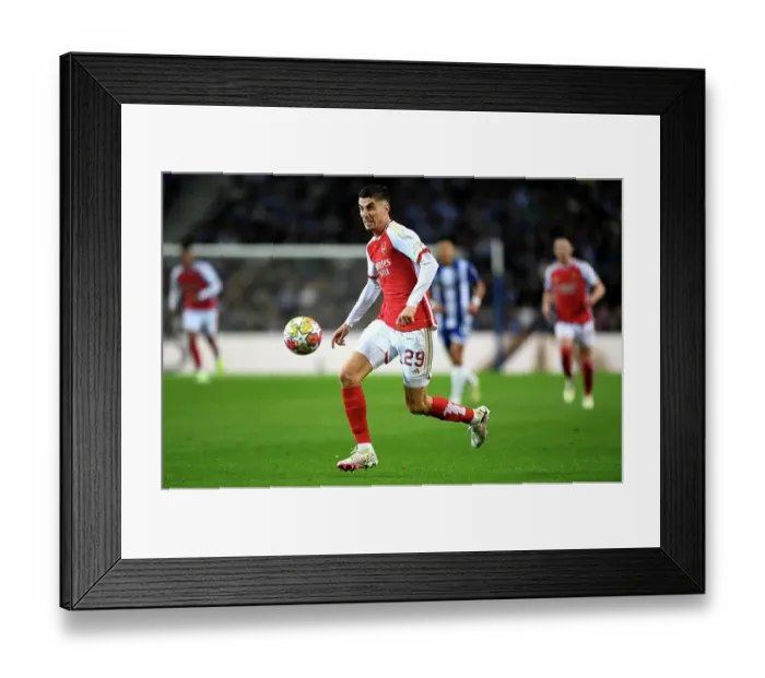 Framed Print : FC Porto v Arsenal FC: Round of 16 First Leg - UEFA Champions League 2023 / 24 Framed Print : FC Porto v Arsenal FC: Round of 16 First Leg - UEFA Champions League 2023 / 24