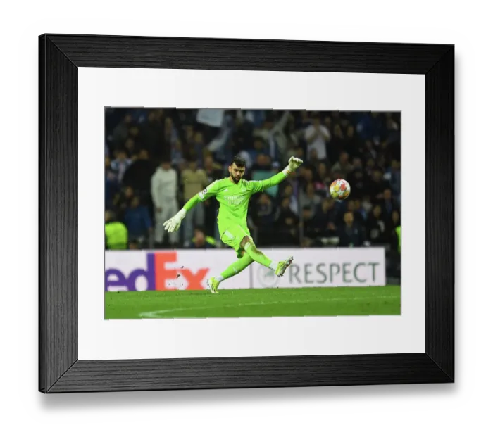 Framed Print : FC Porto v Arsenal FC: Round of 16 First Leg - UEFA Champions League 2023 / 24 Framed Print : FC Porto v Arsenal FC: Round of 16 First Leg - UEFA Champions League 2023 / 24