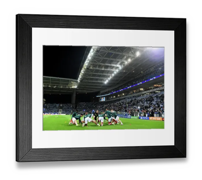 Framed Print : FC Porto v Arsenal FC: Round of 16 First Leg - UEFA Champions League 2023 / 24 Framed Print : FC Porto v Arsenal FC: Round of 16 First Leg - UEFA Champions League 2023 / 24
