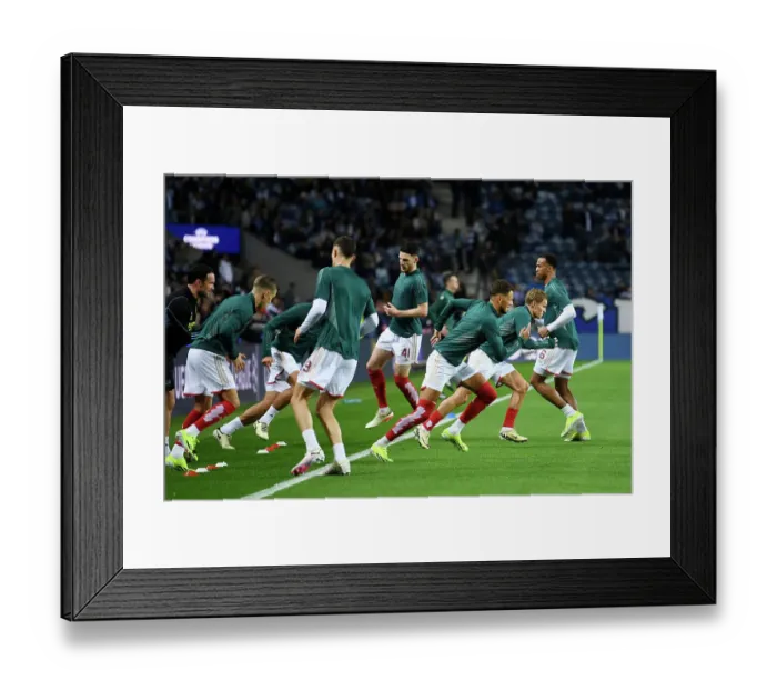 Framed Print : FC Porto v Arsenal FC: Round of 16 First Leg - UEFA Champions League 2023 / 24 Framed Print : FC Porto v Arsenal FC: Round of 16 First Leg - UEFA Champions League 2023 / 24