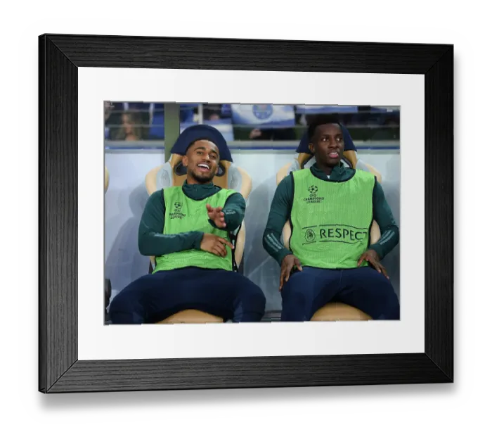 Framed Print : FC Porto v Arsenal FC: Round of 16 First Leg - UEFA Champions League 2023 / 24 Framed Print : FC Porto v Arsenal FC: Round of 16 First Leg - UEFA Champions League 2023 / 24