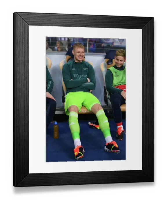 Framed Print : FC Porto v Arsenal FC: Round of 16 First Leg - UEFA Champions League 2023 / 24 Framed Print : FC Porto v Arsenal FC: Round of 16 First Leg - UEFA Champions League 2023 / 24