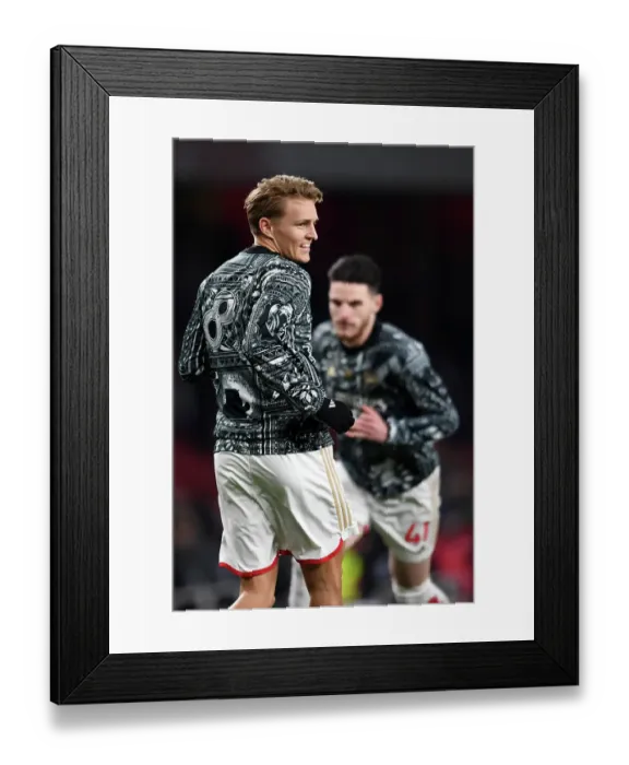 Framed Print : Arsenal FC v Newcastle United - Premier League