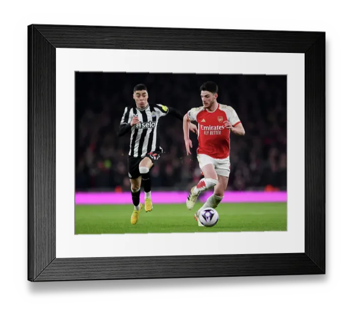 Framed Print : Arsenal FC v Newcastle United - Premier League Framed Print : Arsenal FC v Newcastle United - Premier League