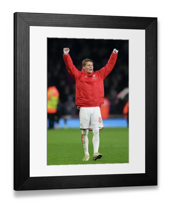 Framed Print : Arsenal FC v Newcastle United - Premier League
