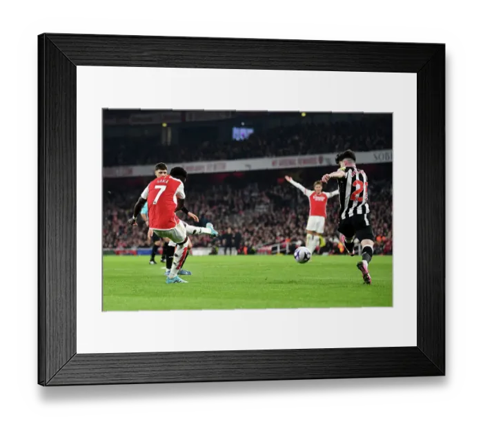 Framed Print : Arsenal FC v Newcastle United - Premier League Framed Print : Arsenal FC v Newcastle United - Premier League
