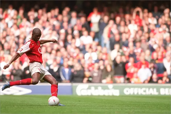 Patrick Vieira scores the penalty that wins the FA Cup for Arsenal