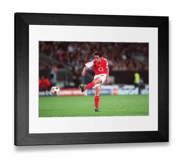 Framed Print : Edu's Battle: Arsenal vs. Rosenborg BK, UEFA Champions League, 29 / 9 / 04