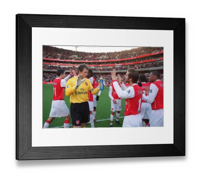 Framed Print : Jens Lehmann and Mathieu Flamini (Arsenal) before the match Framed Print : Jens Lehmann and Mathieu Flamini (Arsenal) before the match