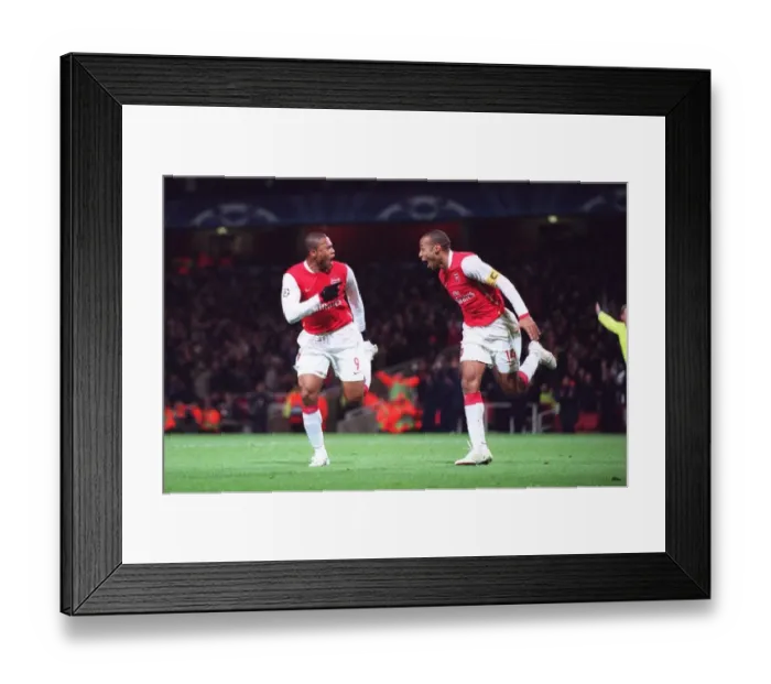 Framed Print : Julio Baptista celebrates scoring Arsenals 3rd goal with Thierry Henry