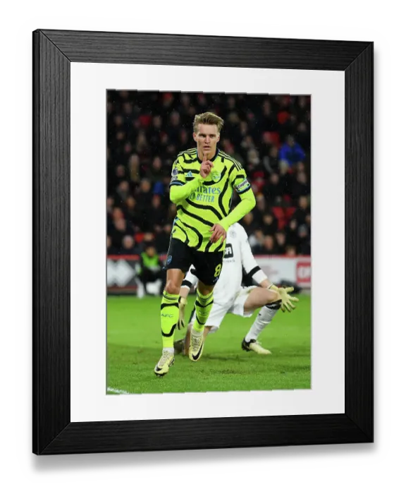 Framed Print : Sheffield United v Arsenal FC - Premier League