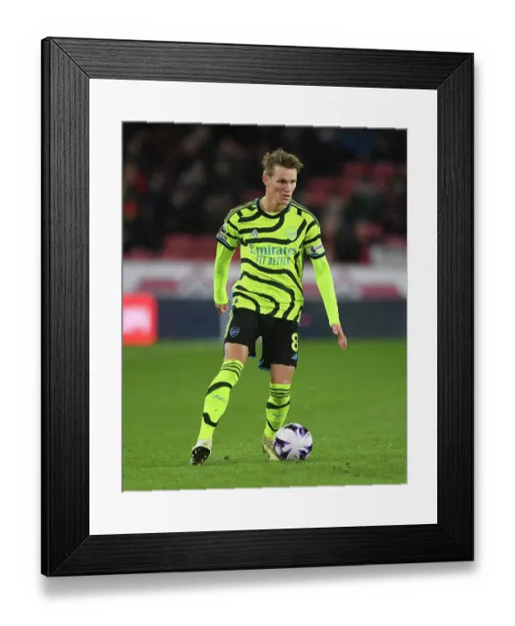 Framed Print : Sheffield United v Arsenal FC - Premier League