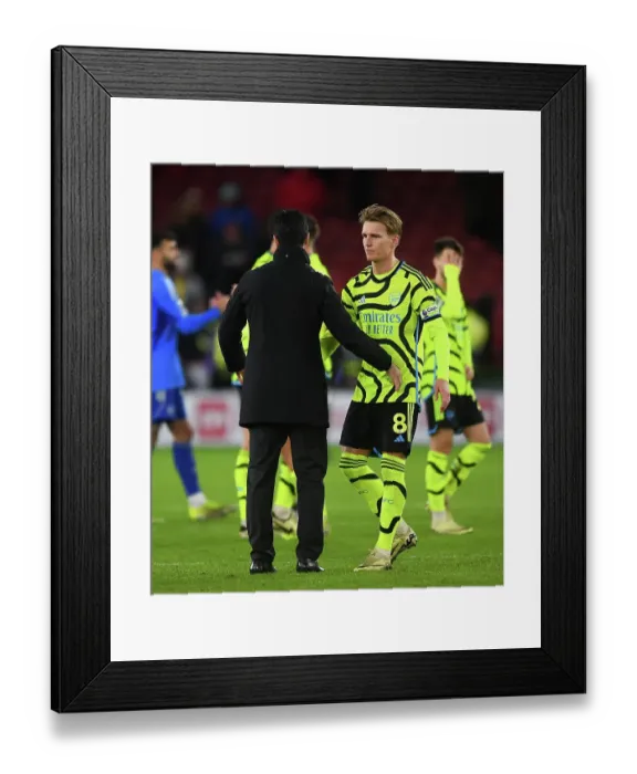 Framed Print : Sheffield United v Arsenal FC - Premier League