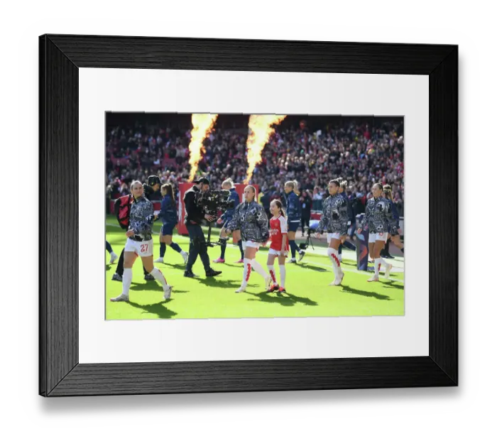 Framed Print : Arsenal FC v Tottenham Hotspur - Barclays Women's Super League