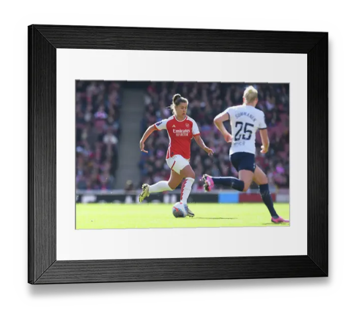 Framed Print : Arsenal FC v Tottenham Hotspur - Barclays Women's Super League