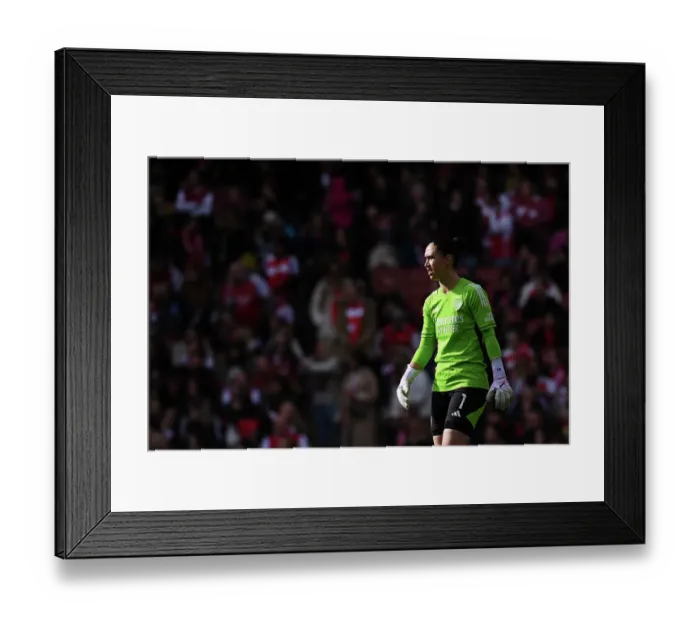 Framed Print : Arsenal FC v Tottenham Hotspur - Barclays Women's Super League