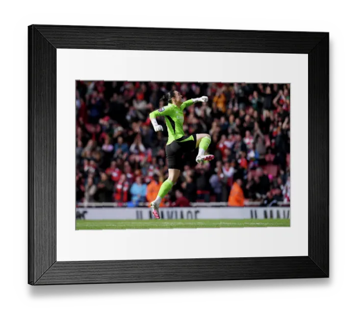 Framed Print : Arsenal FC v Tottenham Hotspur - Barclays Women´s Super League Arsenal FC v Tottenham Hotspur - Barclays Women´s Super League