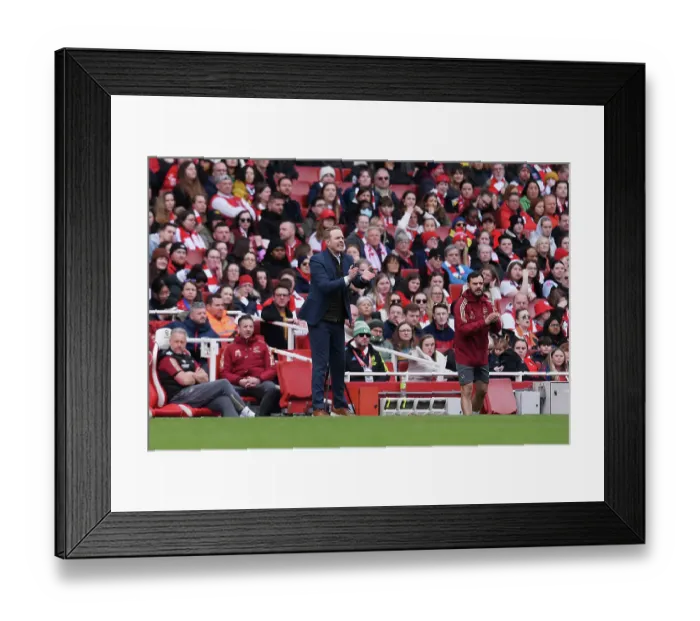 Framed Print : Arsenal FC v Tottenham Hotspur - Barclays Women's Super League