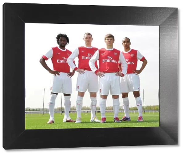 Thomas Vermaelen, Andrey Arshavin, Theo Walcott and Alex Song (Arsenal) in the new Arsenal home kit