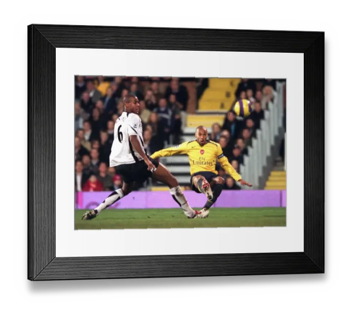 Framed Print : Thierry Henry's Controversial Goal Disallowed: Arsenal vs. Fulham, 29 / 11 / 06