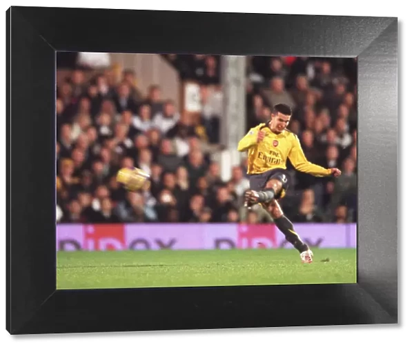 Van Persie's Free Kick: Arsenal's Thrilling Comeback at Fulham (29 / 11 / 06)
