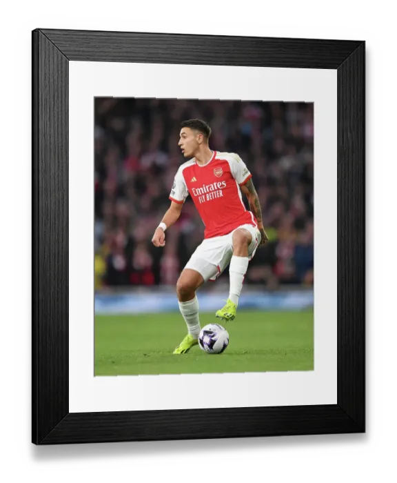 Framed Print : Arsenal FC v Brentford FC - Premier League