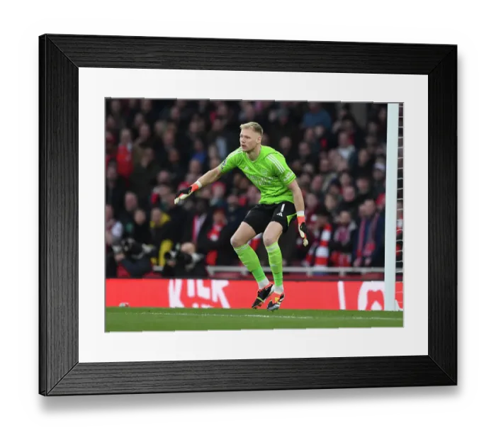 Framed Print : Arsenal FC v Brentford FC - Premier League