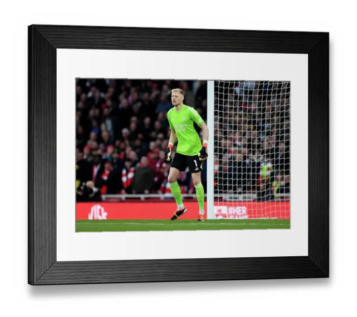 Framed Print : Arsenal FC v Brentford FC - Premier League Framed Print : Arsenal FC v Brentford FC - Premier League