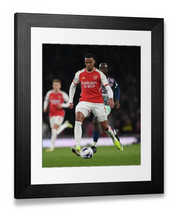 Framed Print : Arsenal FC v Brentford FC - Premier League