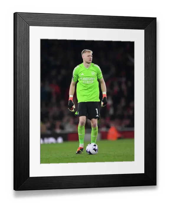 Framed Print : Arsenal FC v Brentford FC - Premier League