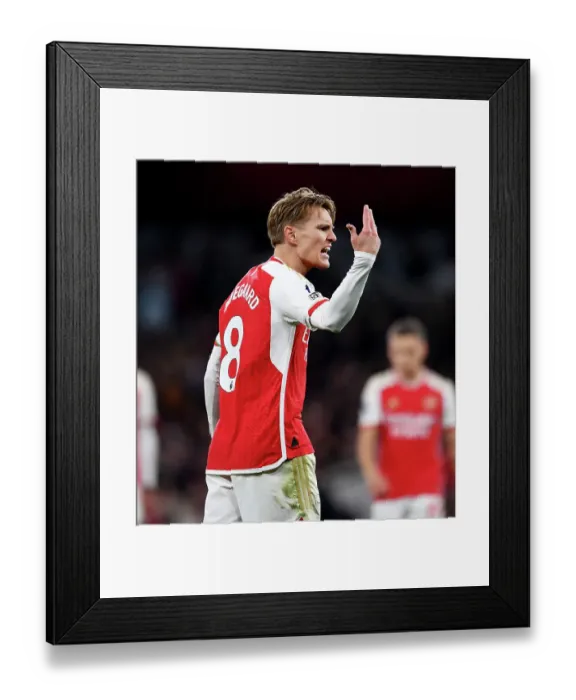 Framed Print : Arsenal FC v Brentford FC - Premier League Framed Print : Arsenal FC v Brentford FC - Premier League