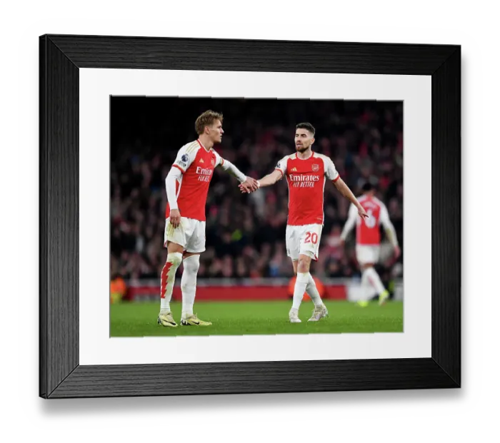 Framed Print : Arsenal FC v Brentford FC - Premier League Framed Print : Arsenal FC v Brentford FC - Premier League