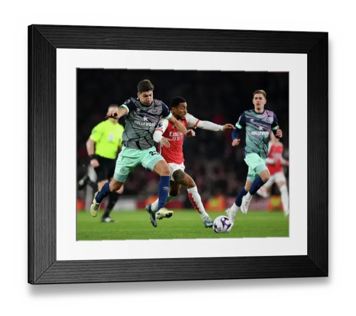 Framed Print : Arsenal FC v Brentford FC - Premier League