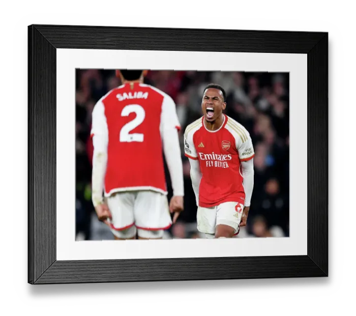 Framed Print : Arsenal FC v Brentford FC - Premier League