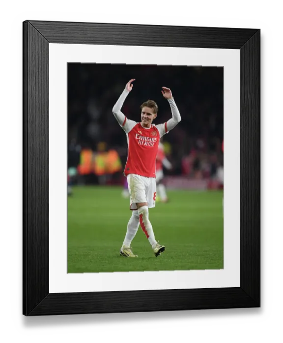 Framed Print : Arsenal FC v Brentford FC - Premier League