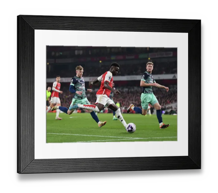 Framed Print : Arsenal FC v Brentford FC - Premier League Framed Print : Arsenal FC v Brentford FC - Premier League