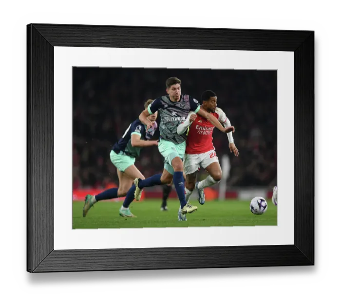 Framed Print : Arsenal FC v Brentford FC - Premier League