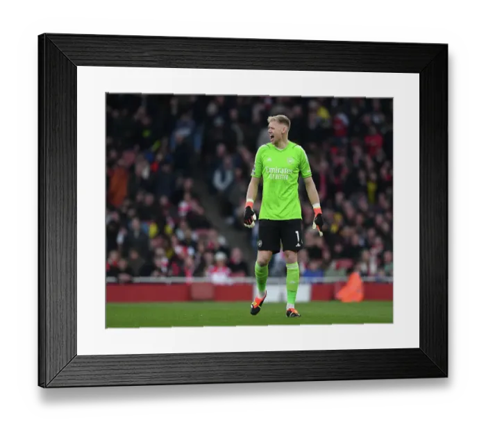 Framed Print : Arsenal FC v Brentford FC - Premier League Framed Print : Arsenal FC v Brentford FC - Premier League
