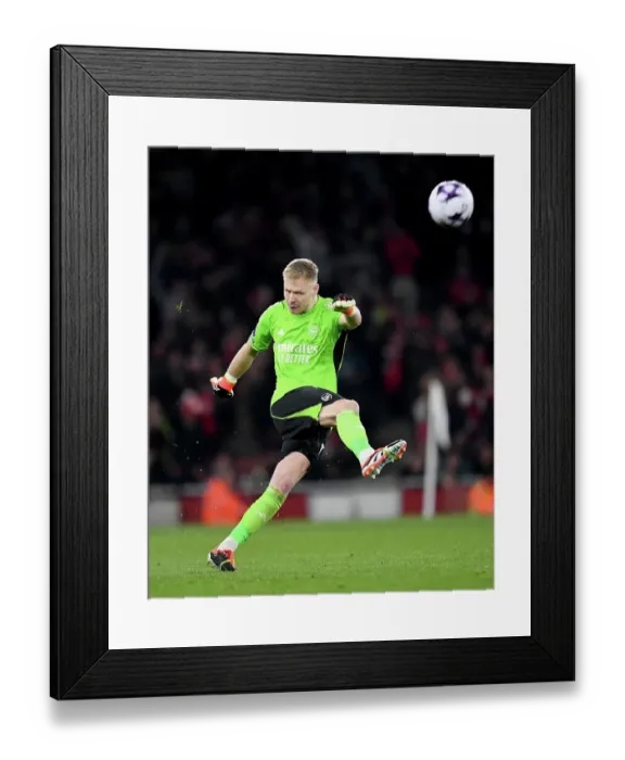 Framed Print : Arsenal FC v Brentford FC - Premier League