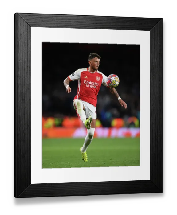 Framed Print : Arsenal FC v FC Porto: Round of 16 Second Leg - UEFA Champions League 2023 / 24
